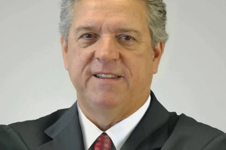 
	O presidente da C&acirc;mara Brasileira da Ind&uacute;stria da Constru&ccedil;&atilde;o (Cbic), Jos&eacute; Carlos Martins, estima que ser&atilde;o 500 mil demitidos at&eacute; o fim do ano
 (Divulgação)