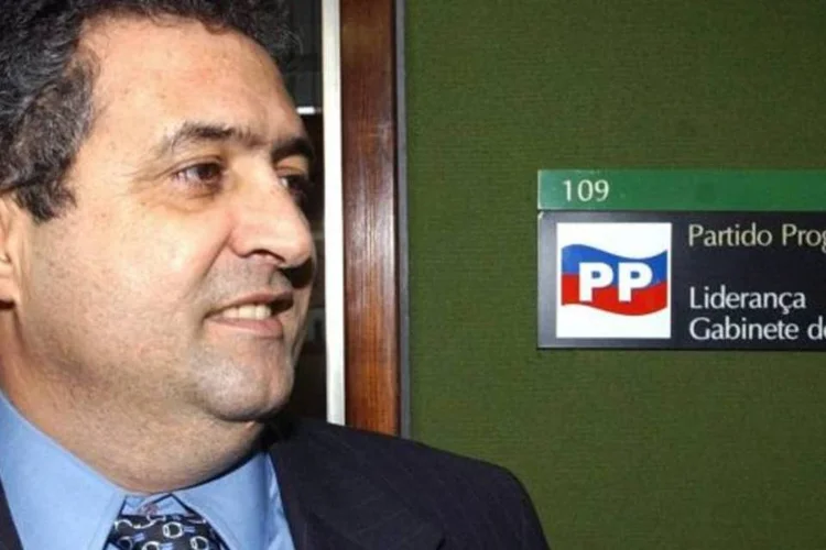 
	Ex- deputado Jos&eacute; Janene morreu de infarto em 14 de setembro de 2010, presidente do PP na &eacute;poca
 (José Cruz/Agência Brasil)