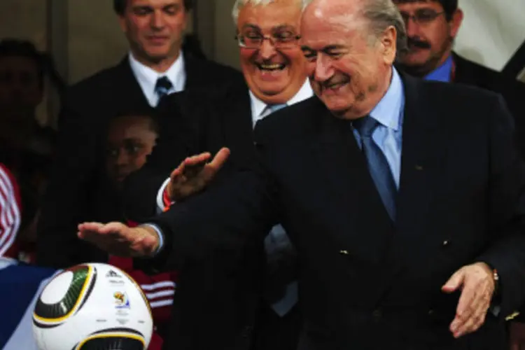 O presidente da Fifa, Joseph Blatter, foi um dos idealizadores do sistema que englobará os 3.633 clubes associados à entidade (Getty Images)