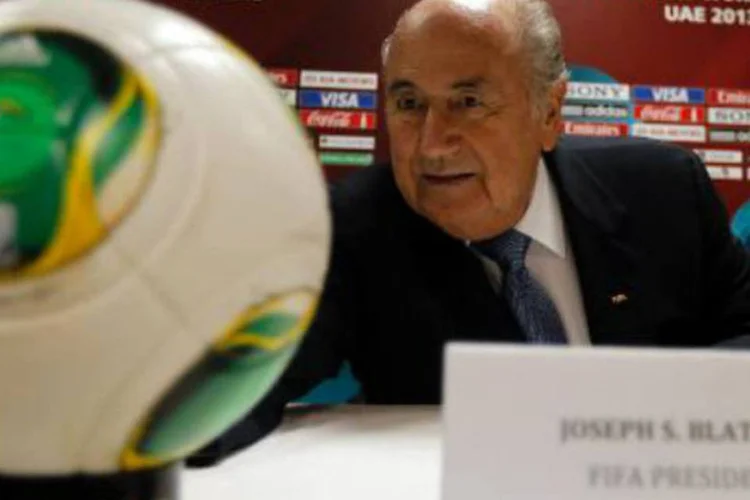 
	Joseph Blatter: a Fifa consultou a comunidade do futebol e seus patrocinadores sobre uma poss&iacute;vel mudan&ccedil;a nas datas da Copa do Mundo-2022
 (AFP)