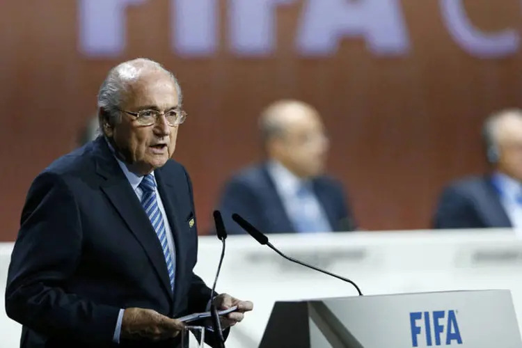 
	O presidente da Fifa, o su&iacute;&ccedil;o Joseph Blatter, no Congresso anual da Fifa: &quot;os culpados s&atilde;o indiv&iacute;duos e n&atilde;o o conjunto da organiza&ccedil;&atilde;o&quot;
 (REUTERS/Arnd Wiegmann)