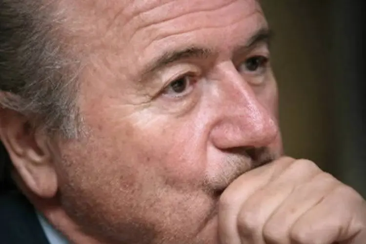 
	Joseph Blatter, presidente da Fifa: a Procuradoria Geral da Su&iacute;&ccedil;a investiga, a pedido da pr&oacute;pria Fifa, gest&atilde;o desleal e lavagem de dinheiro em rela&ccedil;&atilde;o com a escolha das sedes das Copas do Mundo
 (Graham Barclay/Bloomberg News)