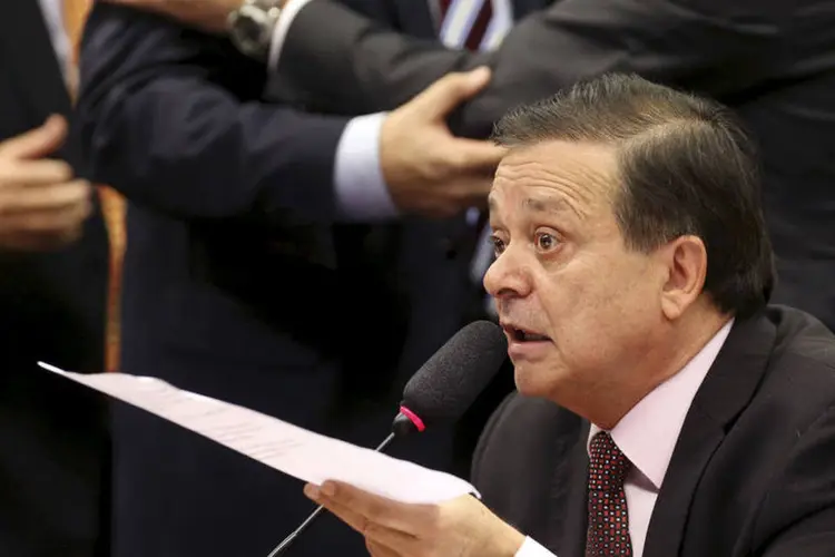 
	Jovair Arantes, relator da comiss&atilde;o especial do impeachment: &ldquo;o Parlamento precisa ajudar a retomar as condi&ccedil;&otilde;es de governabilidade&rdquo;.
 (Adriano Machado/ Reuters)