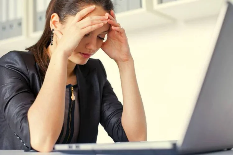 Leitora é herdeira de 10% do que o marido deixou, mas quer saber se pode continuar a viver no imóvel que dividiam | Foto: Thinkstock (Viktor_Gladkov/Thinkstock)