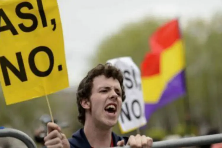 
	Protesto contra desemprego na Espanha: n&uacute;mero de desempregados caiu em 310 mil pessoas
 (AFP)