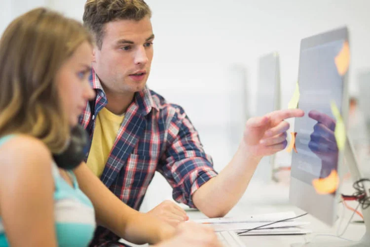 Os mais buscados no Coursera (Thinkstock)