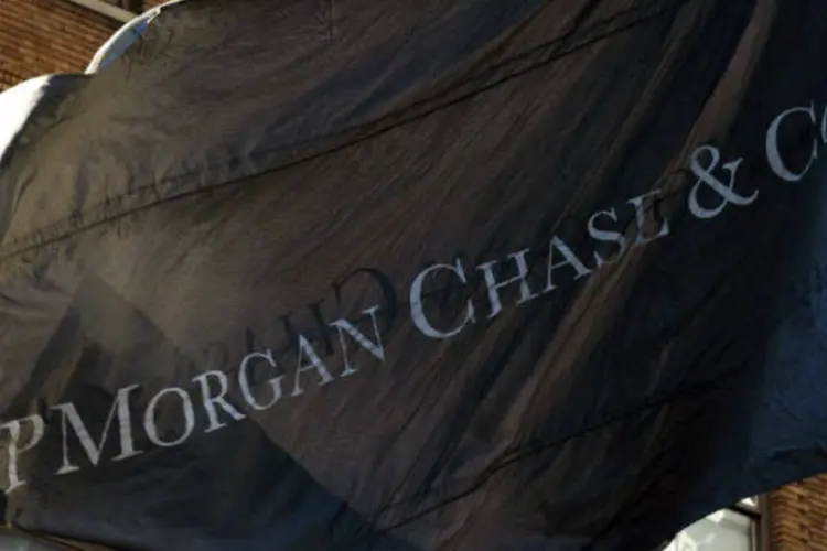 Bandeira do JPMorgan Chase: concessão dos créditos fraudulentos fez com que as agências federais envolvidas tivessem que cobrir as perdas (Peter Foley/Bloomberg)