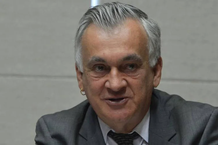 
	Juca Ferreira, ministro da Cultura: &quot;se voc&ecirc; n&atilde;o garante o direito autoral, prejudica todo desenvolvimento das economias culturais&quot;
 (Valter Campanato/Agência Brasil)