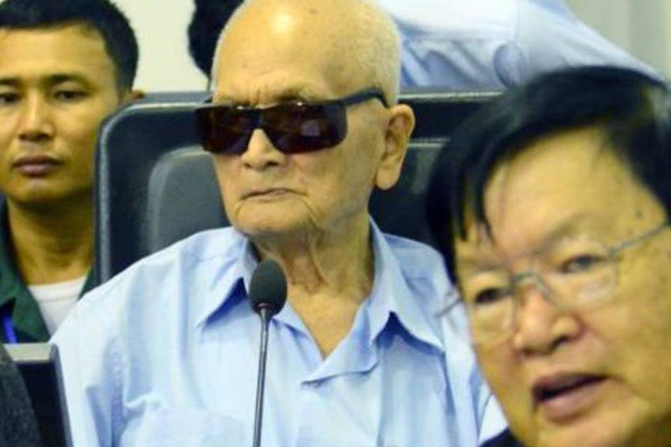 Julgamento de ex-dirigentes do Khmer Vermelho é retomado