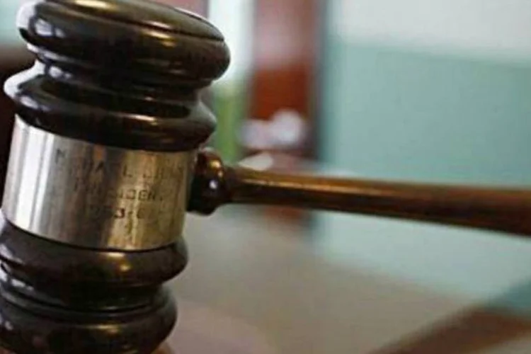 
	Julgamento: detido em dezembro de 2012, Mendes foi internado em uma casa e era obrigado a usar o bracelete eletr&ocirc;nico para ser controlado todo o tempo
 (AFP)
