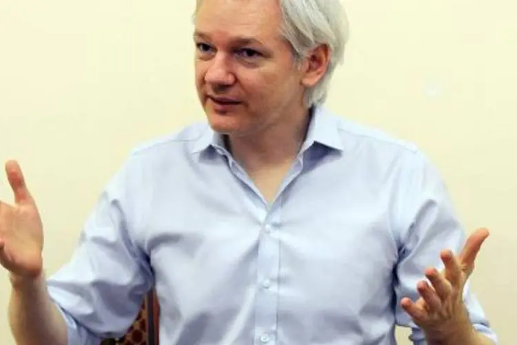 
	O fundador do Wikileaks, Julian Assange: Assange violou sua liberdade condicional quando foi para a embaixada do Equador
 (Anthony Devlin/AFP)