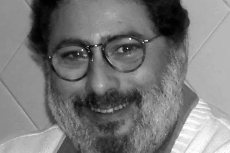 
	O escritor Julio Cesar Monteiro Martins
 (Reprodução/GooglePlus)