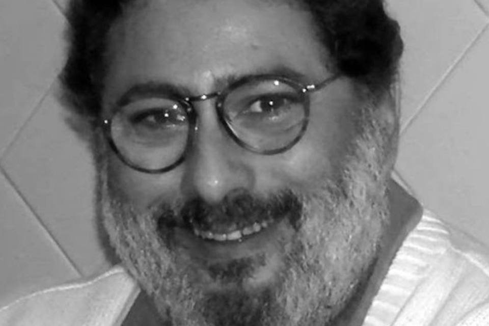 Morre o escritor brasileiro Julio Cesar Monteiro Martins