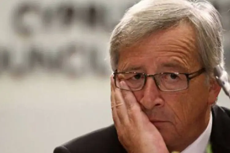 
	Juncker: &quot;n&atilde;o espero decis&otilde;es pol&iacute;ticas antes da segunda quinzena de outubro&quot;
 (Yiannis Kourtoglou/AFP)