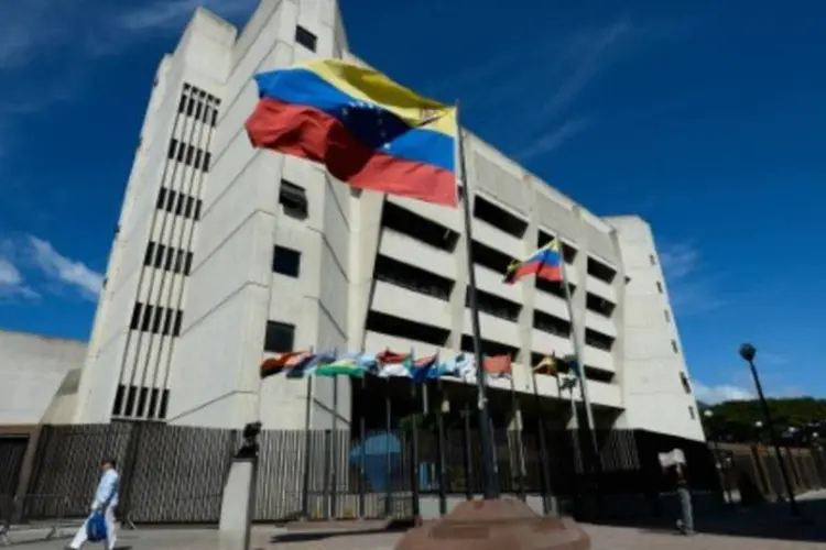 
	O Tribunal Supremo de Justi&ccedil;a (TSJ) da Venezuela, em Caracas: lei pretendia beneficiar grupo detido durante protestos contra Maduro em 2014.
 (FEDERICO PARRA/AFP)