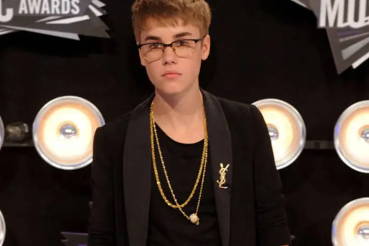 O cantor Justin Bieber, hoje com 17 anos, começou a carreira aos 12, e é dono dos hits “Baby”, "Never Say Never" e "Somebody to Love" (Getty Images)