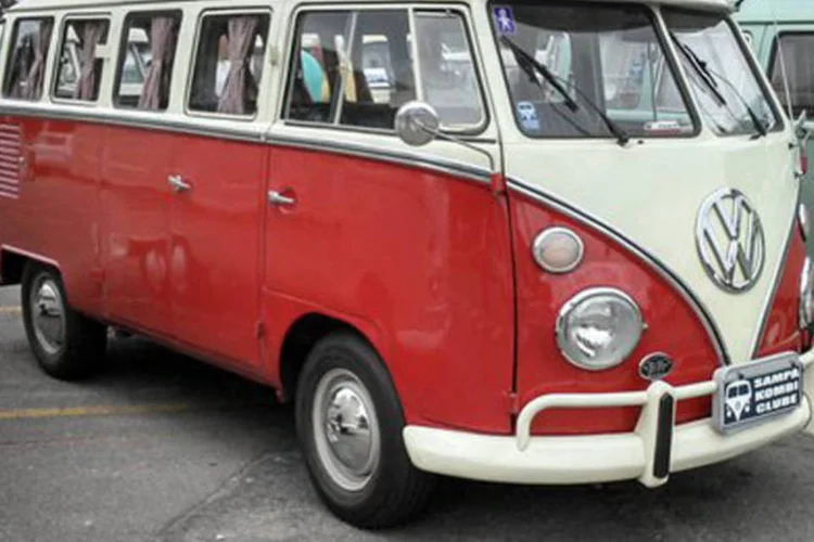 
	Kombi: segundo dirigente sindical, na pr&aacute;tica prorroga&ccedil;&atilde;o significa que categoria ganhou dois anos para fazer transi&ccedil;&atilde;o para que Kombi e Gol tenham tais normas de seguran&ccedil;a
 (Vitor Matsubara/Quatro Rodas)
