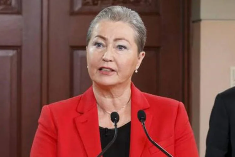 
	Kaci Kullmann Five, presidente do comit&ecirc; do Pr&ecirc;mio Nobel: &quot;Travar uma guerra n&atilde;o serve ao interesse do povo&quot;
 (Reuters / Heiko Junge)