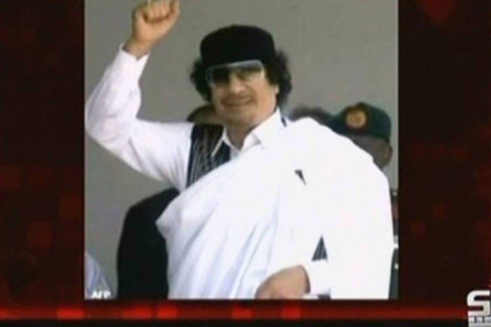 Kadafi: "situação na Líbia é uma farsa"