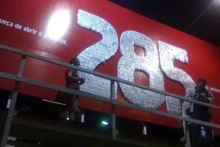 Kaiser: outdoor com 5 mil abridores em Fortaleza (Divulgação)