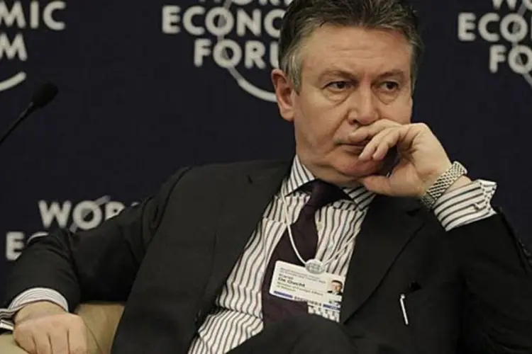 
	Karel De Gucht, comiss&aacute;rio de Com&eacute;rcio europeu: o ingresso&nbsp;&quot;facilitar&aacute; o investimento e as importa&ccedil;&otilde;es e exporta&ccedil;&otilde;es para as empresas de ambos os lados&quot;
 (World Economic Forum/Wikimedia Commons)