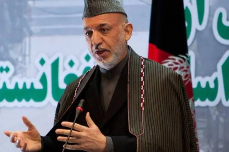 Hamid Karzai pronunciou estas palavras pouco depois de os talibãs terem avaliado que a solução para a crise no Afeganistão seria com a retirada das tropas estrangeiras (Majid Saeedi/Getty Images)
