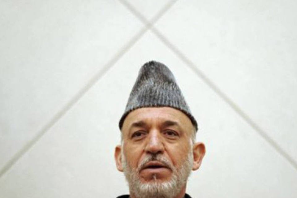Karzai pede que tropas da Otan abandonem Afeganistão
