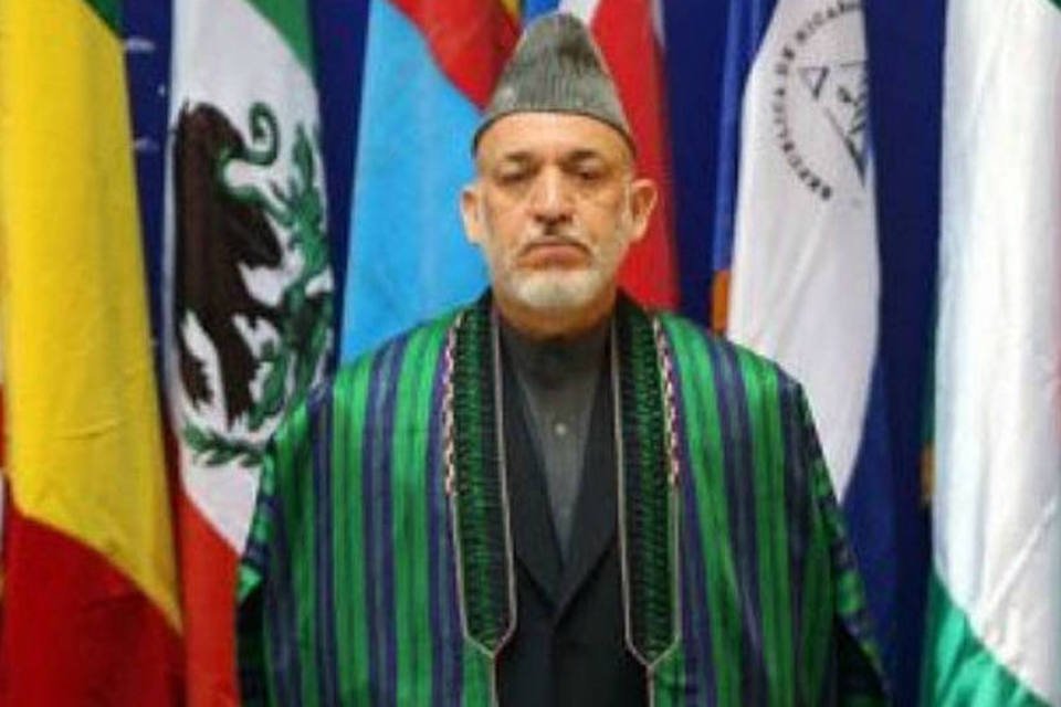 Karzai descarta pedir retorno dos militares americanos