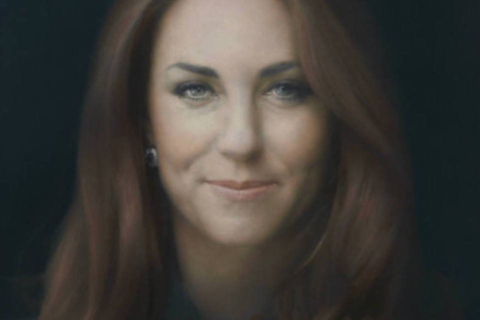 Retrato oficial de Kate Middleton divide opinião do público