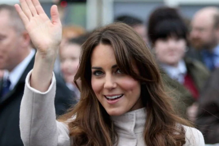 
	Kate deixou no dia 7 de dezembro o hospital King Edward VII, onde ficou tr&ecirc;s noites internada devido a uma &quot;hiper&ecirc;mese grav&iacute;dica&quot;, uma condi&ccedil;&atilde;o caracterizada por v&ocirc;mitos e enjoos&nbsp;
 (Chris Jackson - WPA Pool/Getty Images)