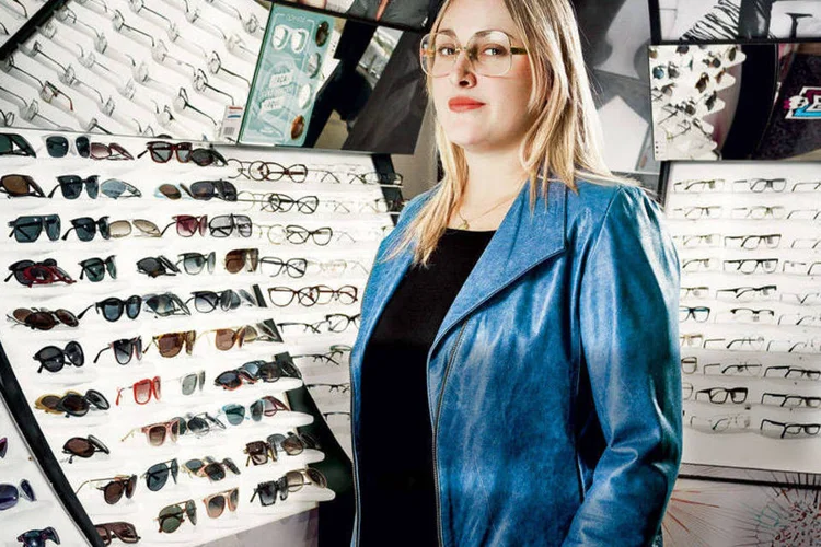 Kelly Fournou, gerente de RH da Chilli Beans: ao entrar no segmento de óculos de grau, a empresa precisou contratar profissionais com outra formação (Omar Paixão / VOCÊ RH)