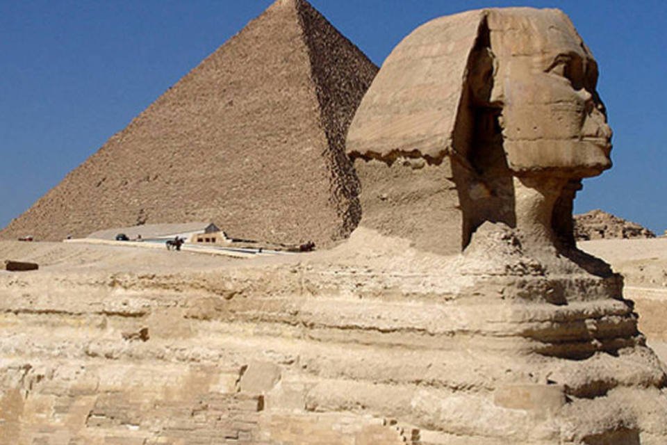 A grande pirâmide de Keops, em Giza, ficará fechada até sábado (Gustavo Gerdel/AFP)