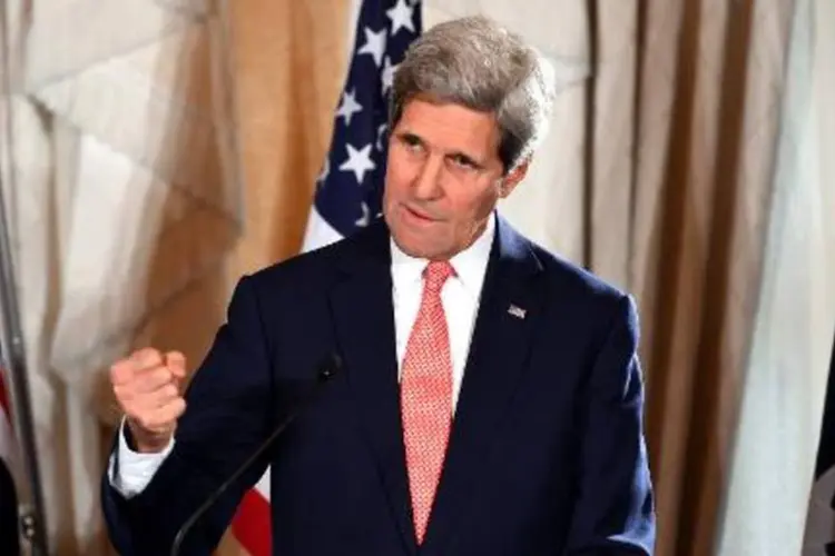 John Kerry: "não voltaremos a enviar forças de combate ao Iraque" (Dan Himbrechts/AFP)