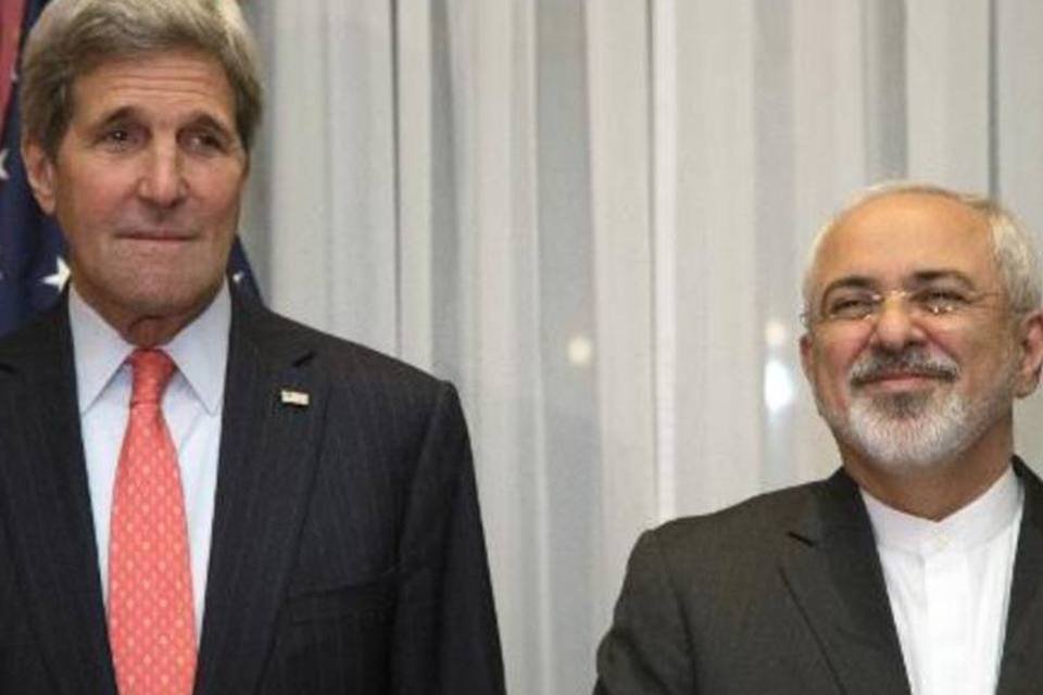 EUA e Irã negociam intensamente programa nuclear