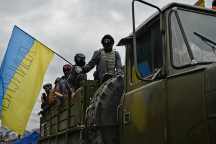 
	Ruas tomadas na Ucr&acirc;nia: R&uacute;ssia quer saber qual a situa&ccedil;&atilde;o&nbsp;um dia depois da deposi&ccedil;&atilde;o do presidente Viktor Yanukovich
 (Jeff J Mitchell / Getty Images)