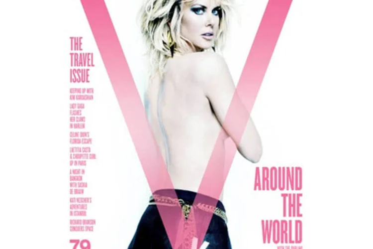 
	Nicole Kidman na capa da &quot;V Magazine&quot;: Testino j&aacute; fotografou a atriz australiana em outras ocasi&otilde;es, mas nunca com a mesma ousadia deste atual trabalho
 (Reprodução/V Magazine)