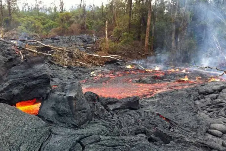 Lava do Kilauea avança no Havaí (REUTERS)