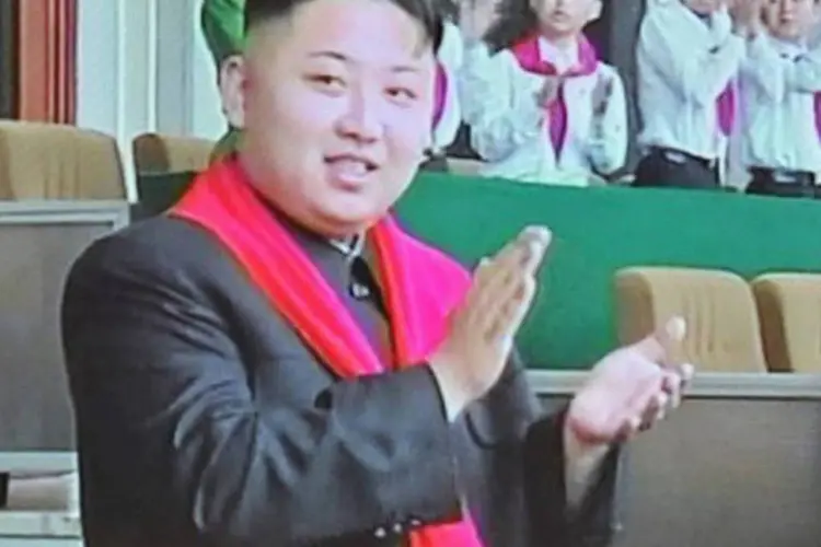 
	O l&iacute;der norte-coreano Kim Jong-un:&nbsp;&quot;Se explodir de novo uma guerra nesta terra, trar&aacute; consigo um desastre nuclear em massa, e os Estados Unidos nunca estar&atilde;o seguros&quot;
 (North Korean Tv/AFP)
