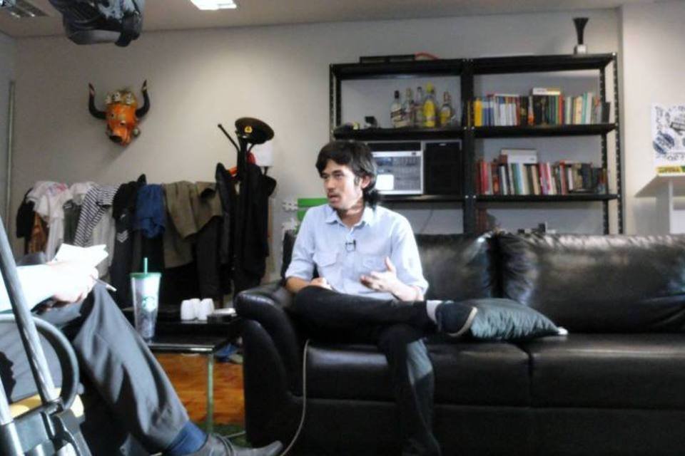 Kim Kataguiri durante entrevista no escritório do Movimento Brasil Livre (Rita Azevedo/Exame.com)