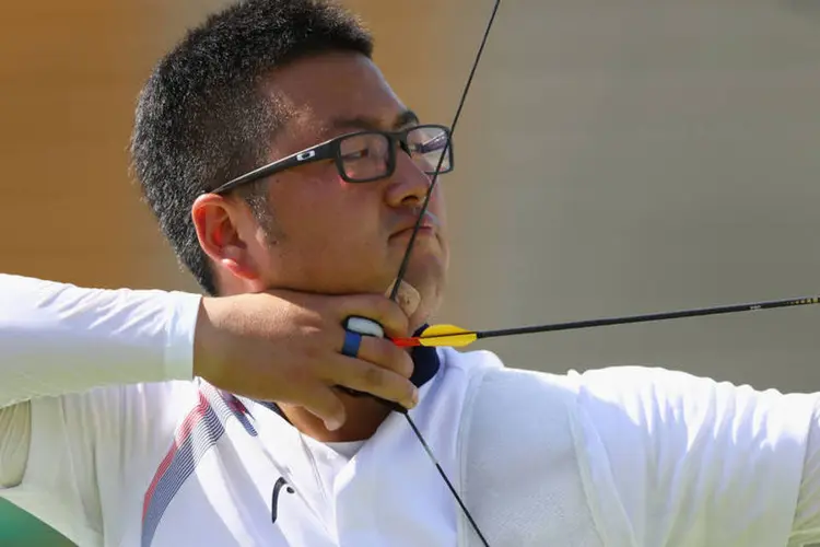 
	Kim Woojin: na classifica&ccedil;&atilde;o individual, o sul-coreano supera o americano Brady Ellison e o italiano David Pasqualucci
 (Paul Gilham/Getty Images)