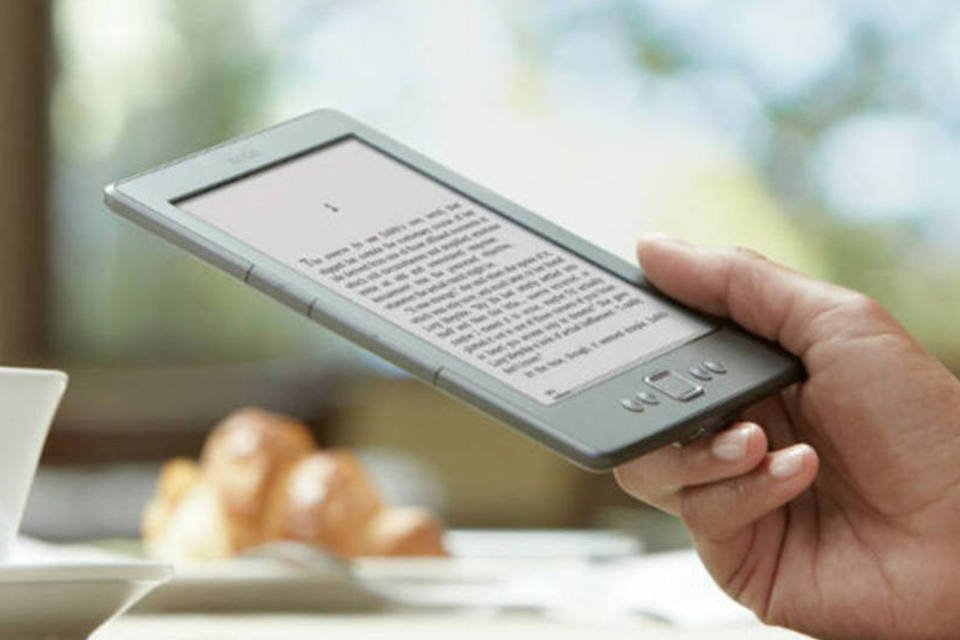 Kindle poderá ganhar uma versão com tela colorida