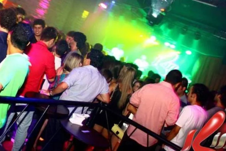 Boate Kiss em festa do dia 25 de janeiro de 2013 (Divulgação/Facebook)