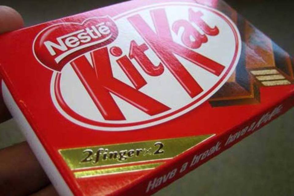 Homem é presenteado com 6.500 Kit Kats após ter chocolate roubado