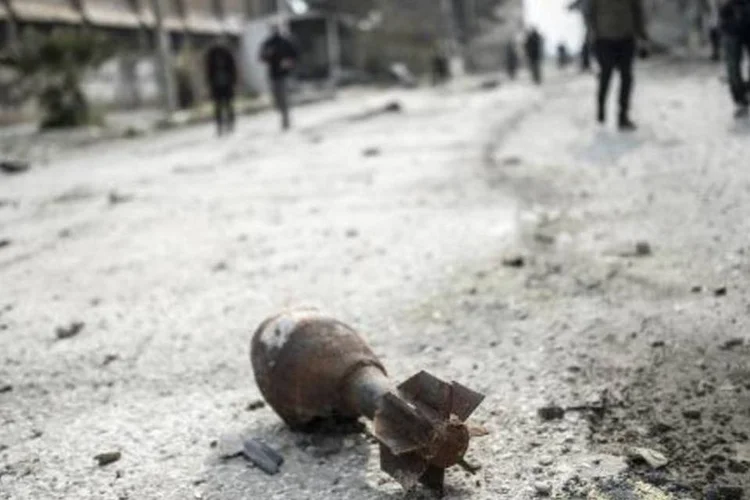
	Kobani: cidade &eacute; um dos tr&ecirc;s principais enclaves curdos da S&iacute;ria
 (Bulent Kilic/AFP)