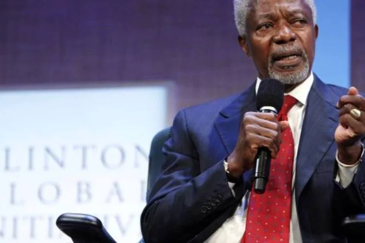Rússia quer que Annan converse com grupos opositores sírios para fazê-los negociar com as autoridades de Damasco (Mario Tama/Getty Images)