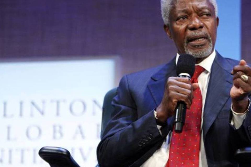 Kofi Annan chega a Moscou para encontrar o presidente russo