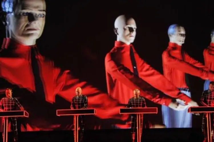 O Kraftwerk fundado por Ralf Hütter e Florian Schneider, serviu de inspiração para outros grandes nomes da música, como o Depeche Mode, Chemical Brothers, Moby (Mike Coppola/Getty Images)