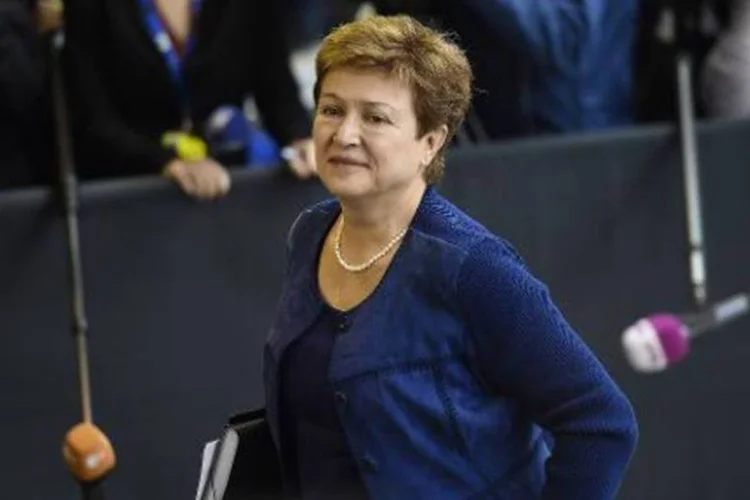 Kristalina Georgieva: "a decisão da Rússia de deter o South Stream confirma a importância para a UE de diversificar as fontes de energia" (Emmanuel Dunand/AFP)