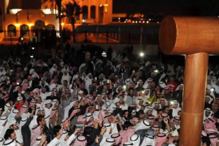 Nas últimas semanas, o Kuwait foi cenário de protestos para pedir a renúncia do primeiro-ministro, Naser Mohamed al Ahmed al Sabah, acusado de corrupção
 (Yasser al-Zayyat/AFP)