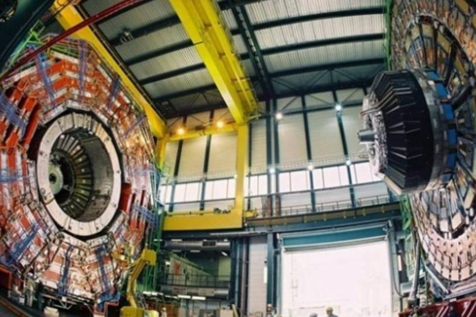 Experimento demonstra decaimento do bóson de Higgs